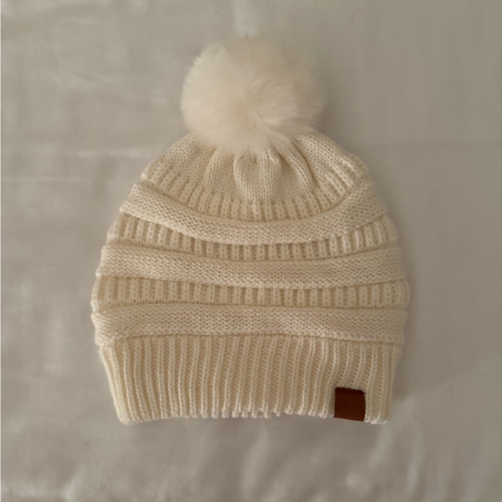 NEW White Knitted Hat